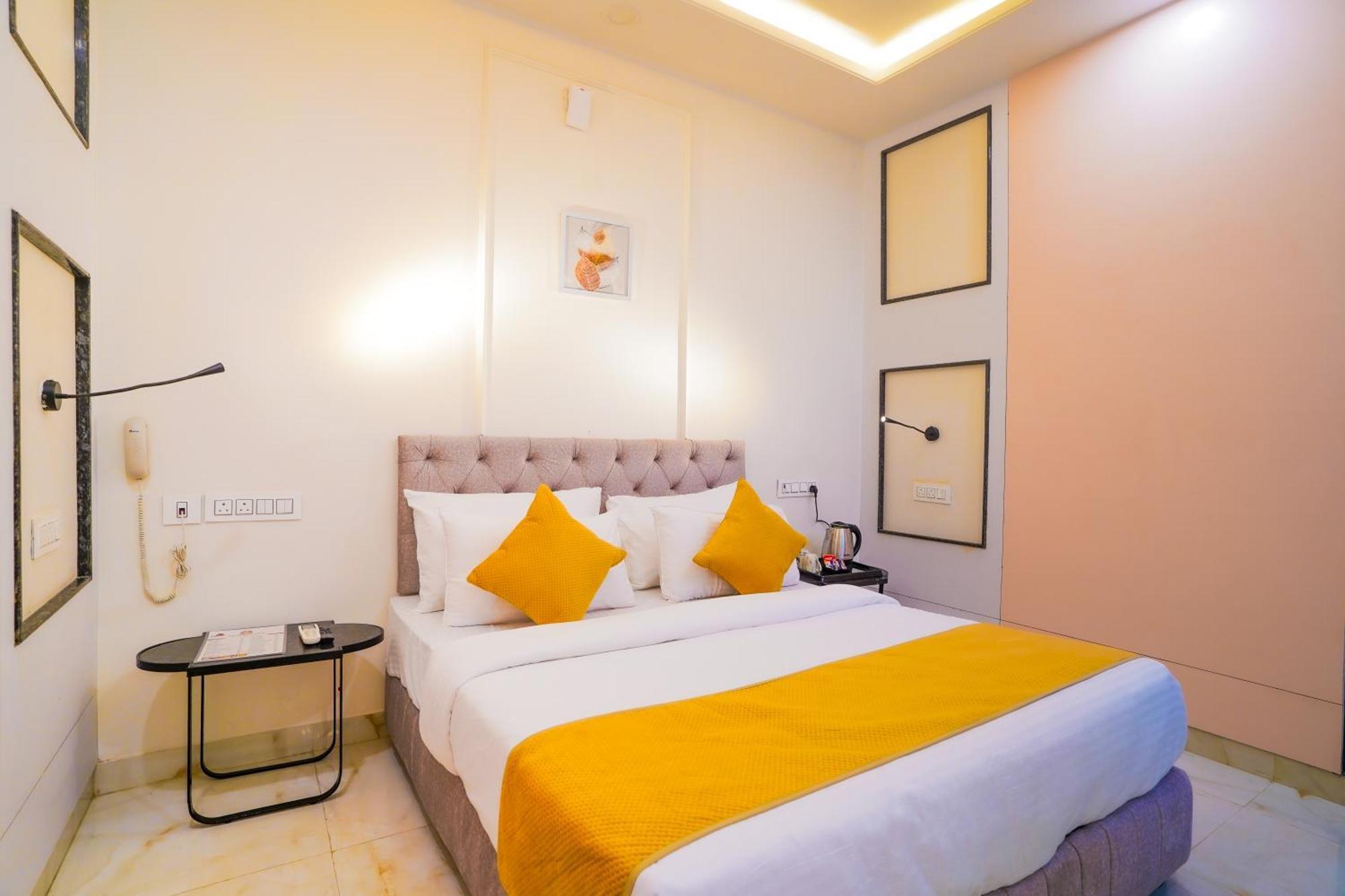 Hotel The Hidden Door-Near Jaipur Airport ภายนอก รูปภาพ