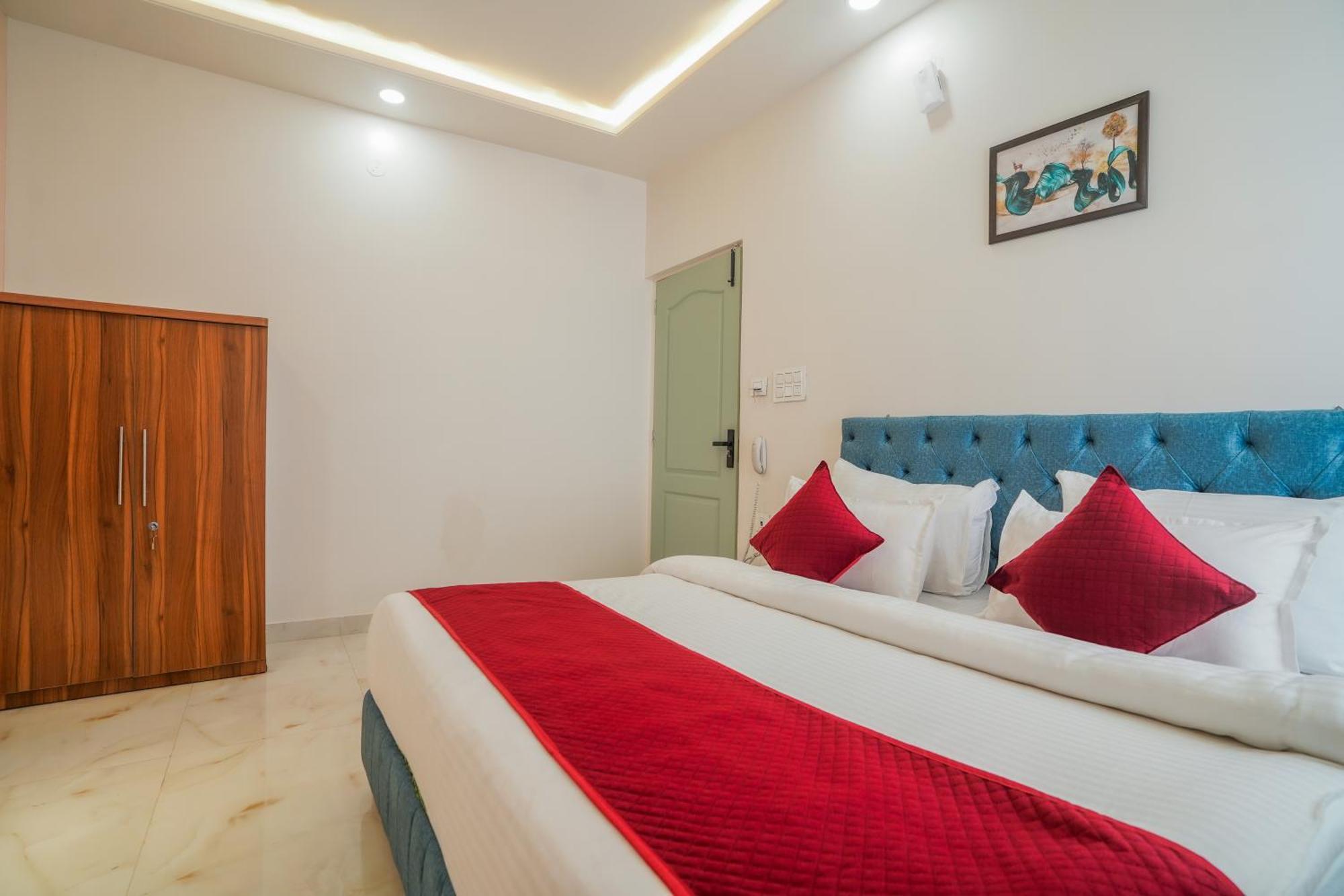Hotel The Hidden Door-Near Jaipur Airport ภายนอก รูปภาพ